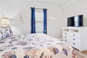 9860 S Thomas Dr, Panama City Beach, FL 32408 - Photo 19