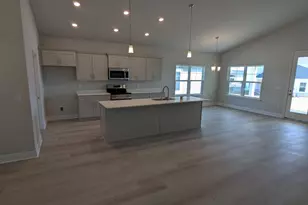 148 Bonne Vue Cir, Freeport, FL 32439 - Photo 5