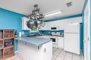 5518 Chantilly Cir, Milton, FL 32583 - Photo 13