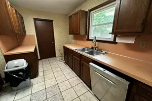 310 Springwood Cir, Crestview, FL 32536 - Photo 9