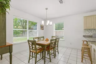 2284 Prytania Cir, Navarre, FL 32566 - Photo 9
