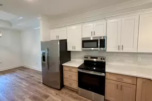 1607B 26th St, Niceville, FL 32578 - Photo 5