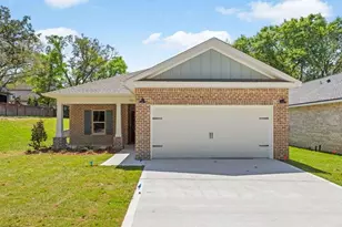 1607A 26th St, Niceville, FL 32578 - Photo 9