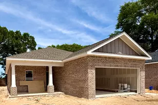 1607A 26th St, Niceville, FL 32578 - Photo 1
