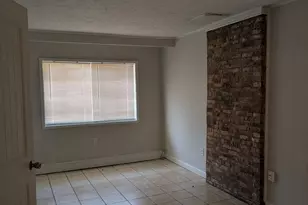 6453 Julia Dr, Milton, FL 32570 - Photo 11