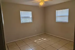 6453 Julia Dr, Milton, FL 32570 - Photo 7