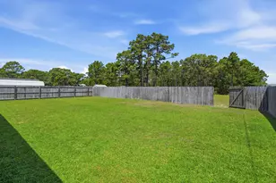 9152 Timber Ln, Navarre, FL 32566 - Photo 47