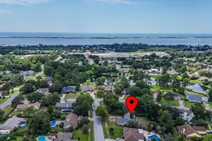 2205 Calle De Marbella, Navarre, FL 32566 - Photo 39
