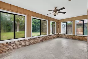 2205 Calle De Marbella, Navarre, FL 32566 - Photo 25