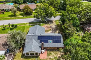 2205 Calle De Marbella, Navarre, FL 32566 - Photo 37
