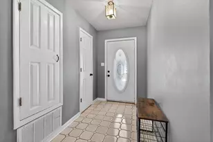2205 Calle De Marbella, Navarre, FL 32566 - Photo 5