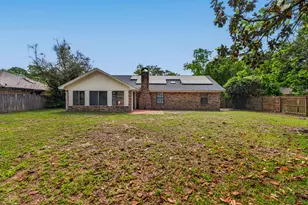 2205 Calle De Marbella, Navarre, FL 32566 - Photo 31