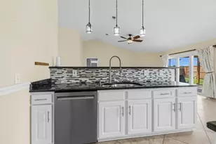 1682 Beachside Dr, Pensacola, FL 32506 - Photo 17