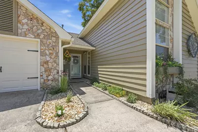 1609 E Mariah Way, Fort Walton Beach, FL 32547 - Photo 5