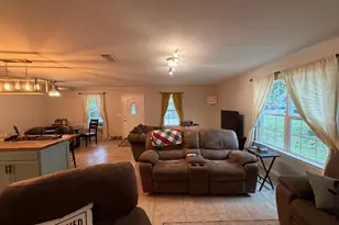 138 Adams St, Niceville, FL 32578 - Photo 5