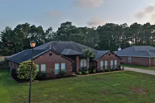 7255 Australian St, Navarre, FL 32566 - Photo 3