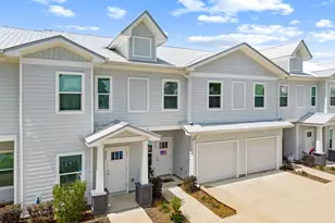 218 Date Palm Ln, Freeport, FL 32439 - Photo 3