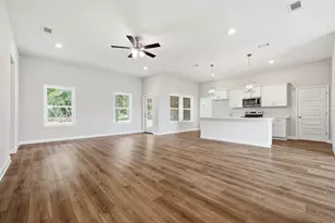 6112 Mildreds Wy, Crestview, FL 32539 - Photo 3