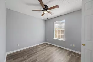 421 Apple Dr, Crestview, FL 32536 - Photo 21