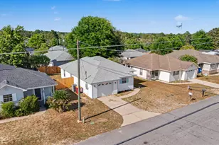 421 Apple Dr, Crestview, FL 32536 - Photo 31