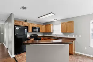 203 8th Ave, Crestview, FL 32536 - Photo 9