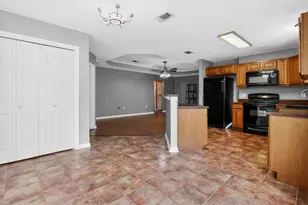 203 8th Ave, Crestview, FL 32536 - Photo 5
