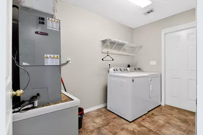 203 8th Avenue, Crestview, FL 32536 - Photo 13
