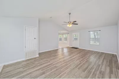 1093 Farmer Street, Crestview, FL 32539 - Photo 7