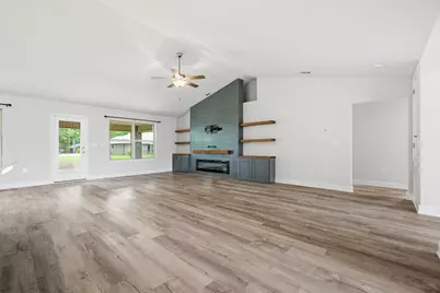 5810 Crestlake Drive, Crestview, FL 32536 - Photo 11