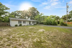 219 Pilgrim Ave, Fort Walton Beach, FL 32547 - Photo 3