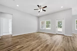 6115 Mildreds Wy, Crestview, FL 32539 - Photo 3