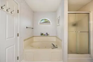 806 Linda Dr, Mary Esther, FL 32569 - Photo 25