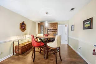 806 Linda Dr, Mary Esther, FL 32569 - Photo 5