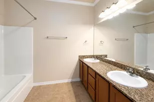 1490 Bentley Cir, Fort Walton Beach, FL 32547 - Photo 25