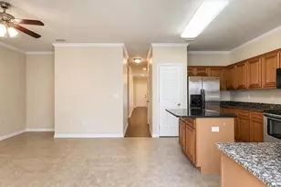 1490 Bentley Cir, Fort Walton Beach, FL 32547 - Photo 11