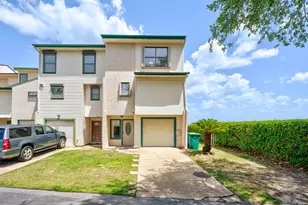 810 Eglin Pkwy, Fort Walton Beach, FL 32547 - Photo 1