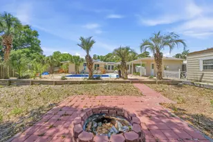 203 NE Bradley Dr, Fort Walton Beach, FL 32547 - Photo 37