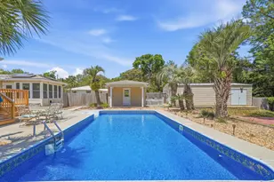 203 NE Bradley Dr, Fort Walton Beach, FL 32547 - Photo 39