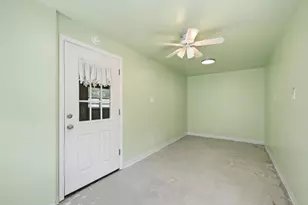 203 NE Bradley Dr, Fort Walton Beach, FL 32547 - Photo 41