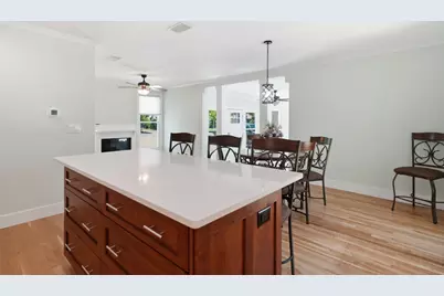 203 NE Bradley Drive, Fort Walton Beach, FL 32547 - Photo 11