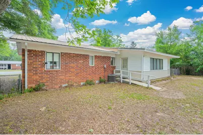 355 W First Avenue, Crestview, FL 32536 - Photo 17