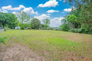 355 W 1st Ave, Crestview, FL 32536 - Photo 21