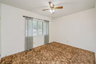 355 W 1st Ave, Crestview, FL 32536 - Photo 15