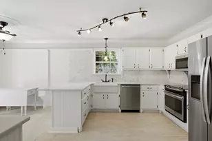 984 Southern Oaks Ct, Fort Walton Beach, FL 32547 - Photo 15