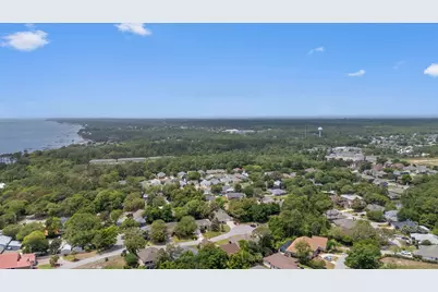 1739 Sound Creek Court, Navarre, FL 32566 - Photo 67