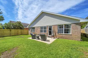 389 Pristine Water Ln, Mary Esther, FL 32569 - Photo 23