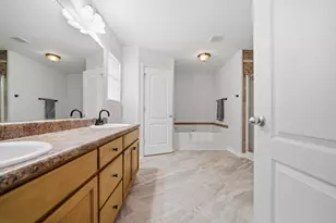 2370 Barberee Dr, Crestview, FL 32536 - Photo 21