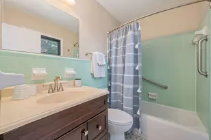 1005 Julia Ave, Niceville, FL 32578 - Photo 21