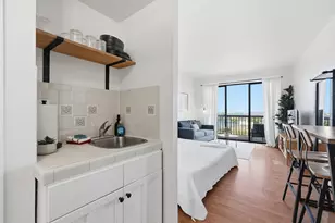 214 SW Miracle Strip Pkwy, Fort Walton Beach, FL 32548 - Photo 9