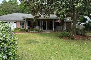 1670 Parkside Cir, Niceville, FL 32578 - Photo 1